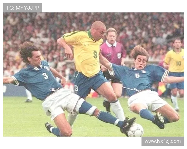 内陆足球明星队的崛起与挑战：探索他们背后的故事与未来发展