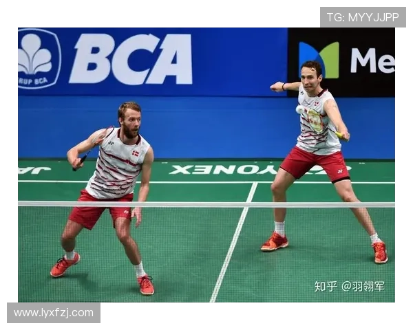 武汉羽毛球队团队协作引发热议球员配合与战术执行的争议分析 武汉羽毛球队团队协作引发热议球员配合与战术执行的争议分析